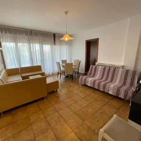Triangolo Trilocale Con Terrazzo Vista Mare Parziale